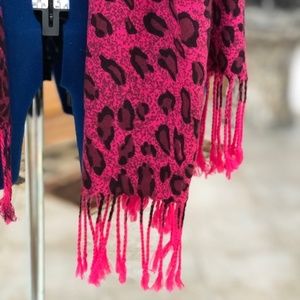 Pashmina Scarf Cheetah Leopard Hot Pink